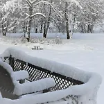 De La Poulciere Отель 3*