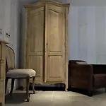 Отель De La Poulciere Жерарме