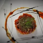 Отель De La Poulciere 3*