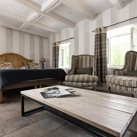 Hotel De La Poulciere 3*