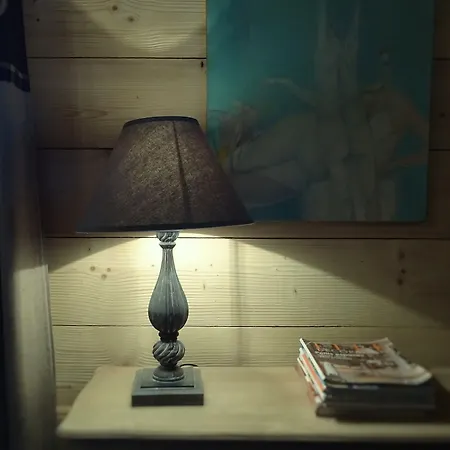 De La Poulciere Hotel